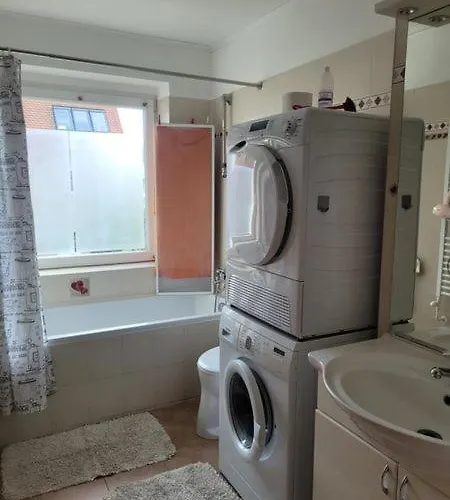 Bei Wien -1 * Korneuburg